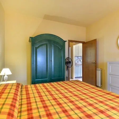 Apartment Pettirosso Casa Vai
