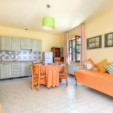 Apartment Pettirosso Casa Vai *