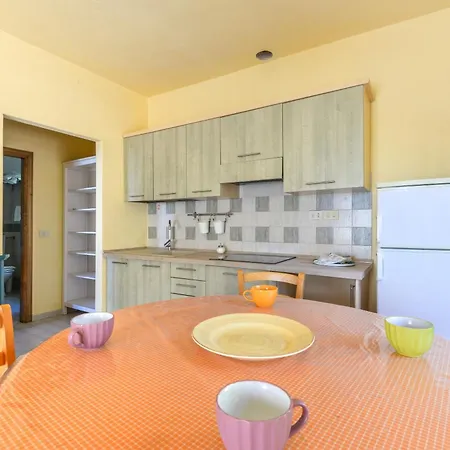 Apartment Pettirosso Casa Vai *